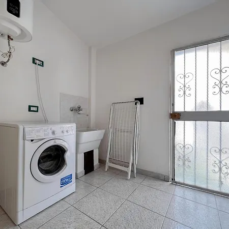 10 Minuti Dal Mare- Martina