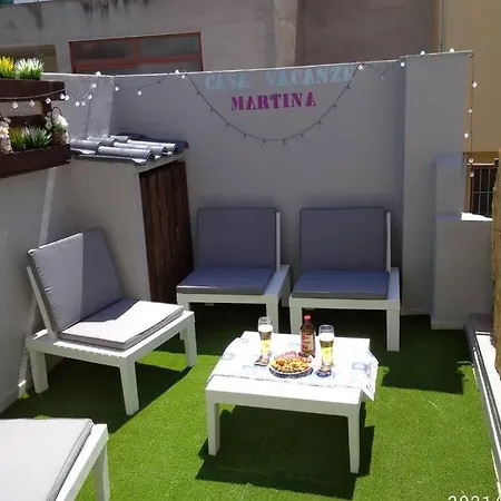 10 Minuti Dal Mare- Martina *