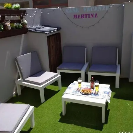 10 Minuti Dal Mare- Martina *