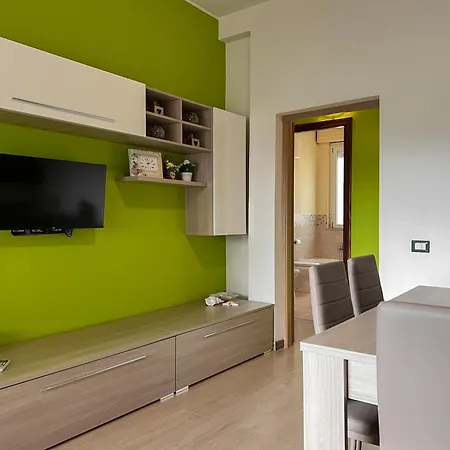 10 Minuti Dal Mare- Martina