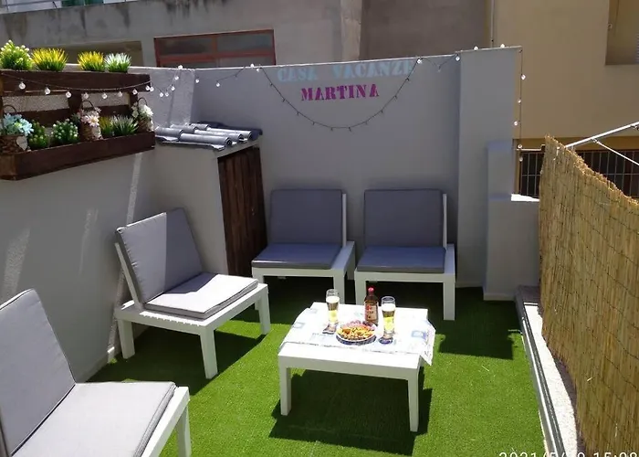 10 Minuti Dal Mare- Martina *