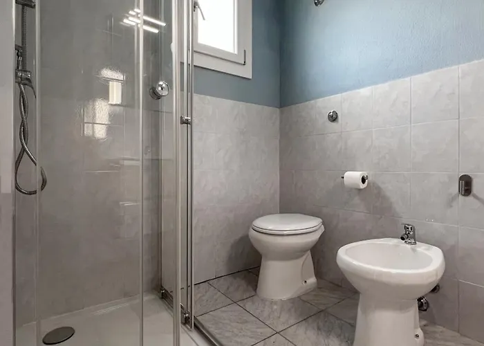 10 Minuti Dal Mare- Martina *