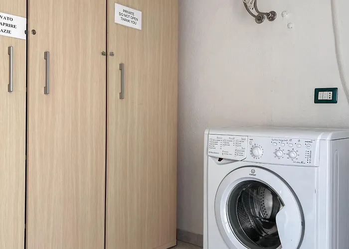 10 Minuti Dal Mare- Martina *